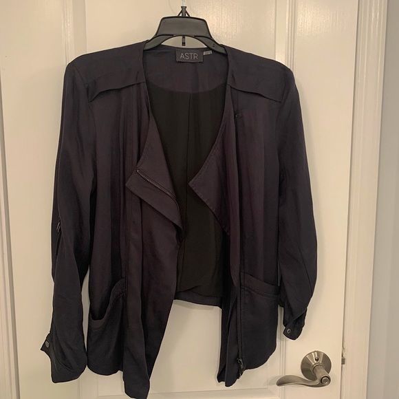 ASTR The Label Gray Collarless Moto Style Jacket - Picture 7 of 11